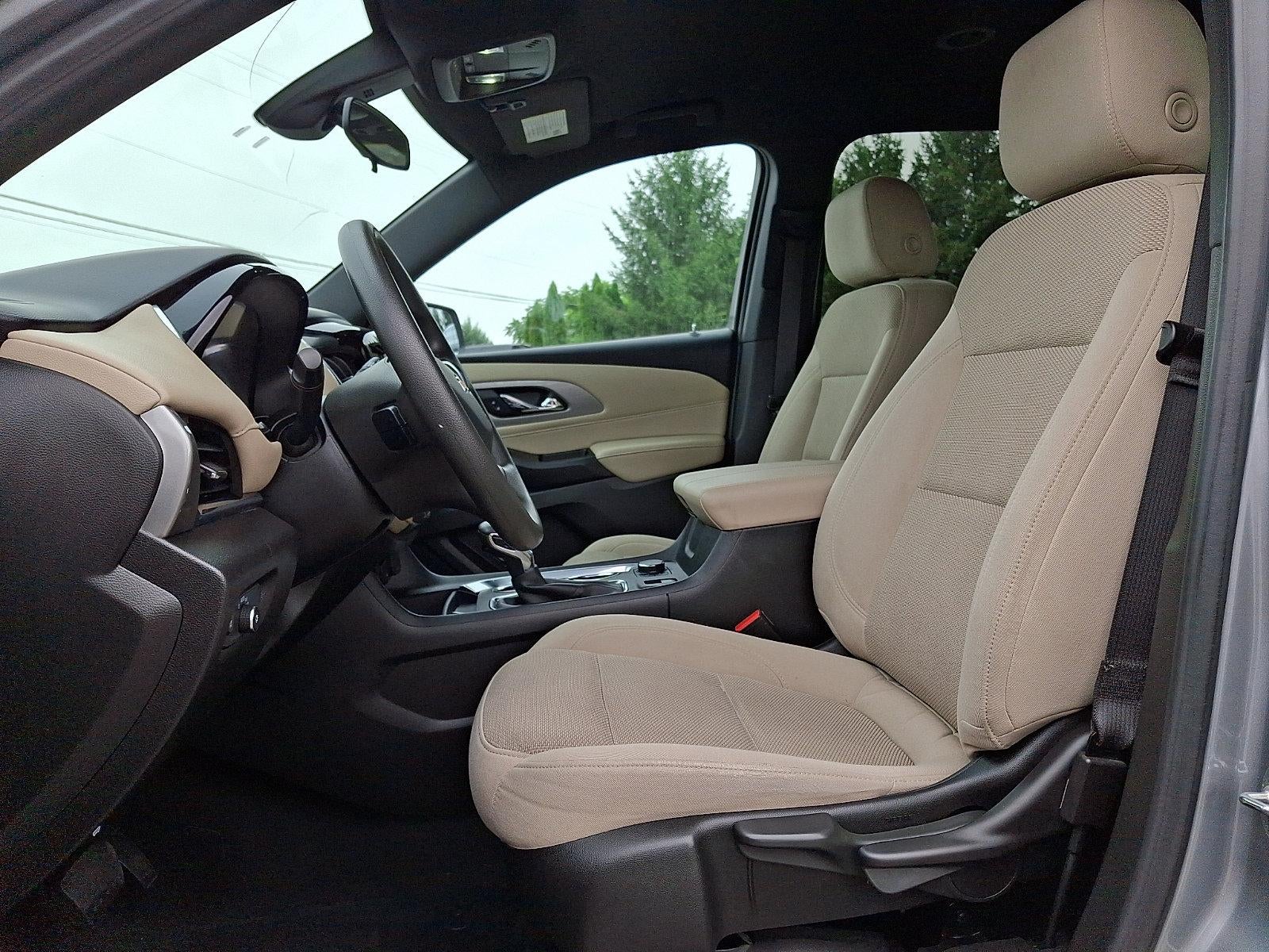 2023 Chevrolet Traverse FWD 1LS