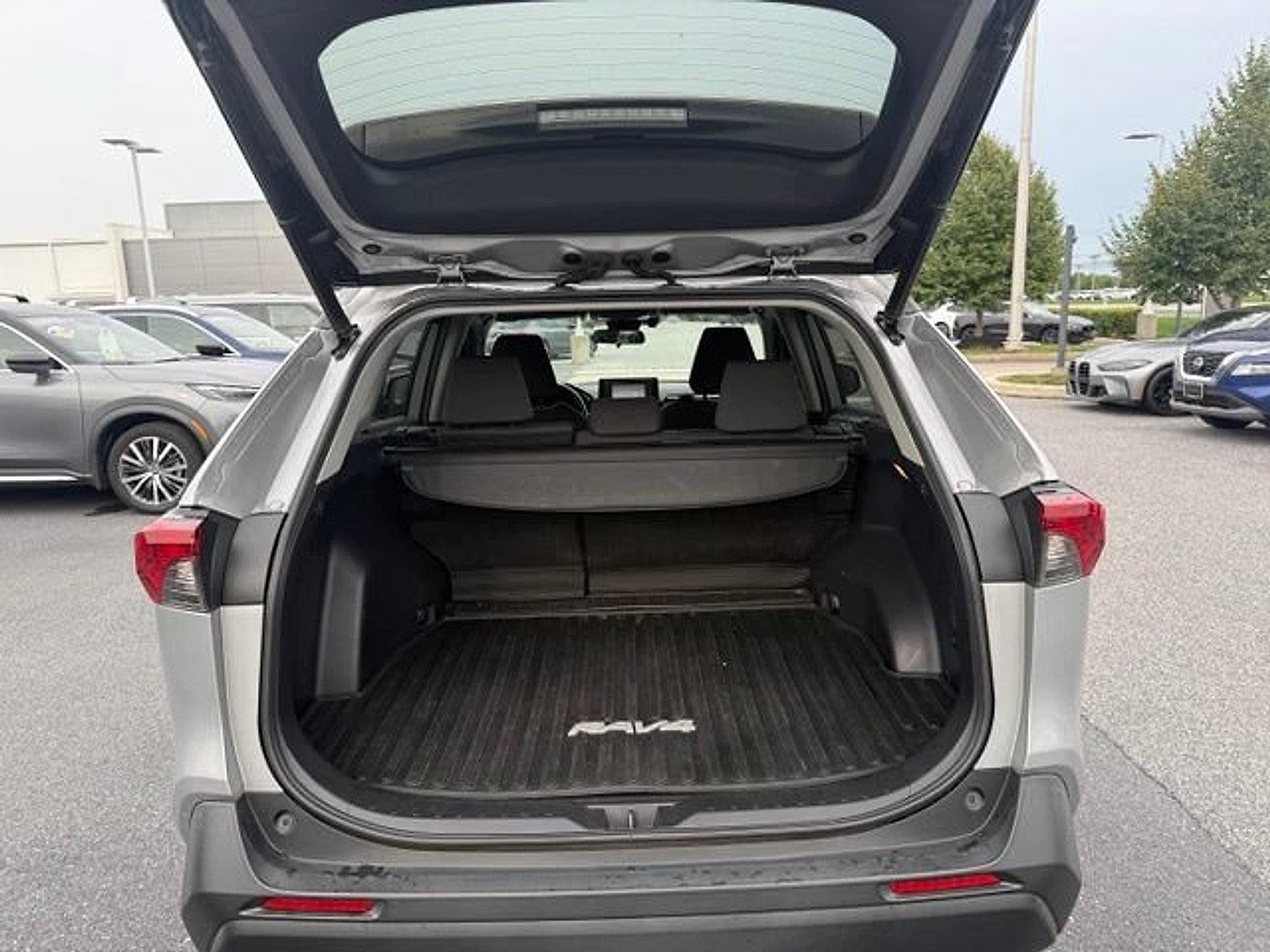 2021 Toyota RAV4 XLE AWD (Natl)