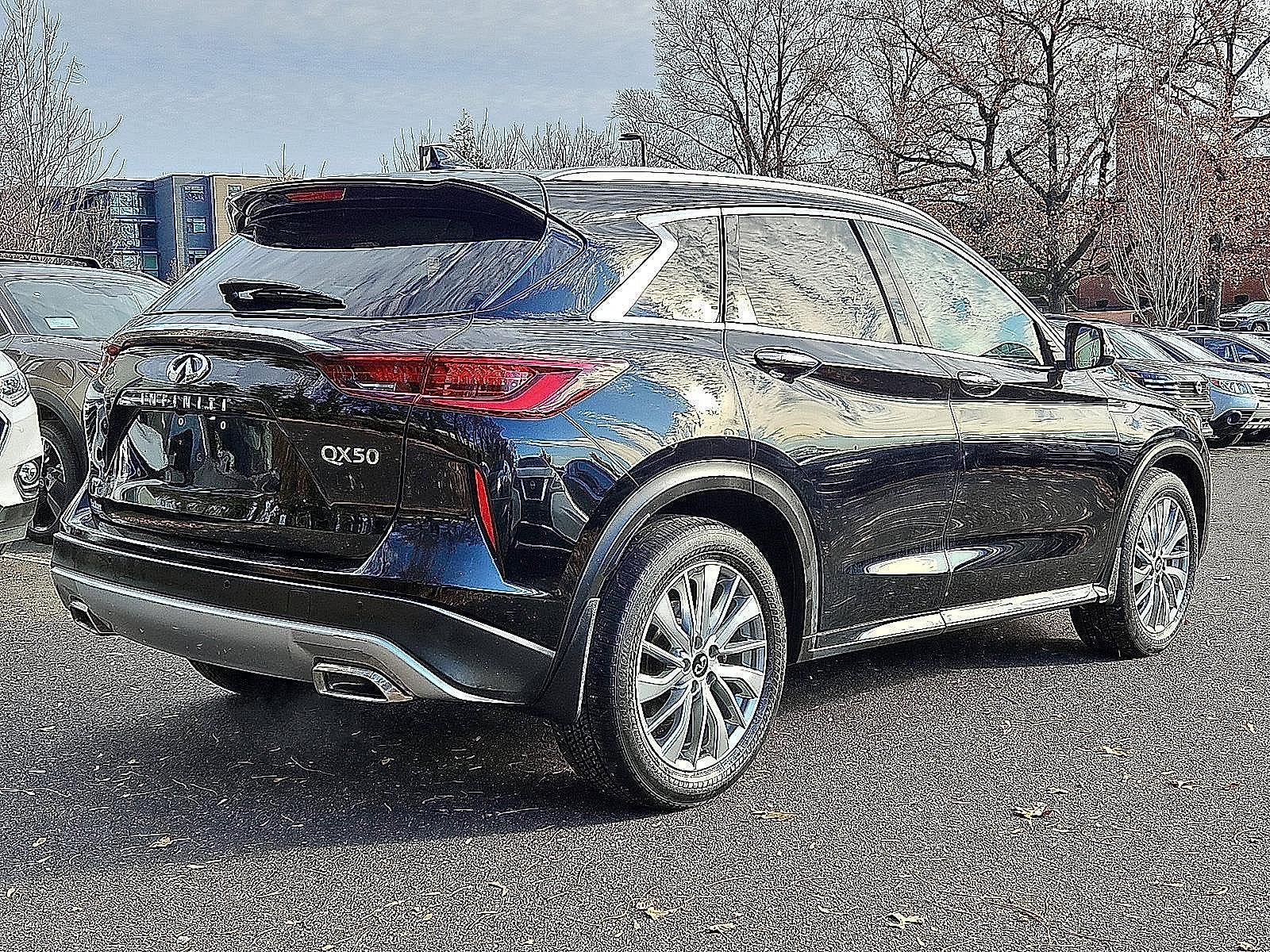 2023 INFINITI QX50 LUXE AWD