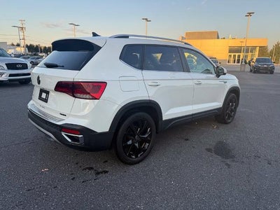 2022 Volkswagen Taos SE 4MOTION