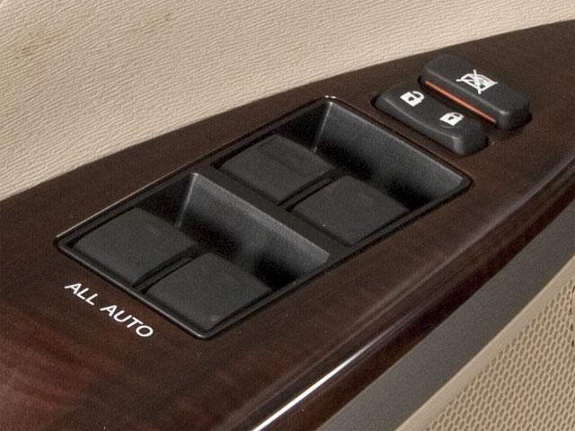 2010 Toyota Venza 4dr Wgn I4 AWD (Natl)