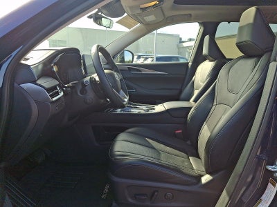 2025 INFINITI QX60 LUXE AWD