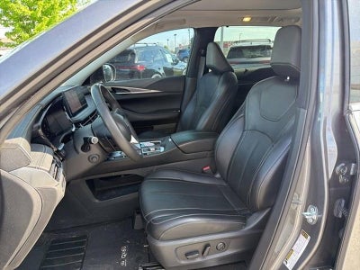 2023 INFINITI QX60 LUXE AWD