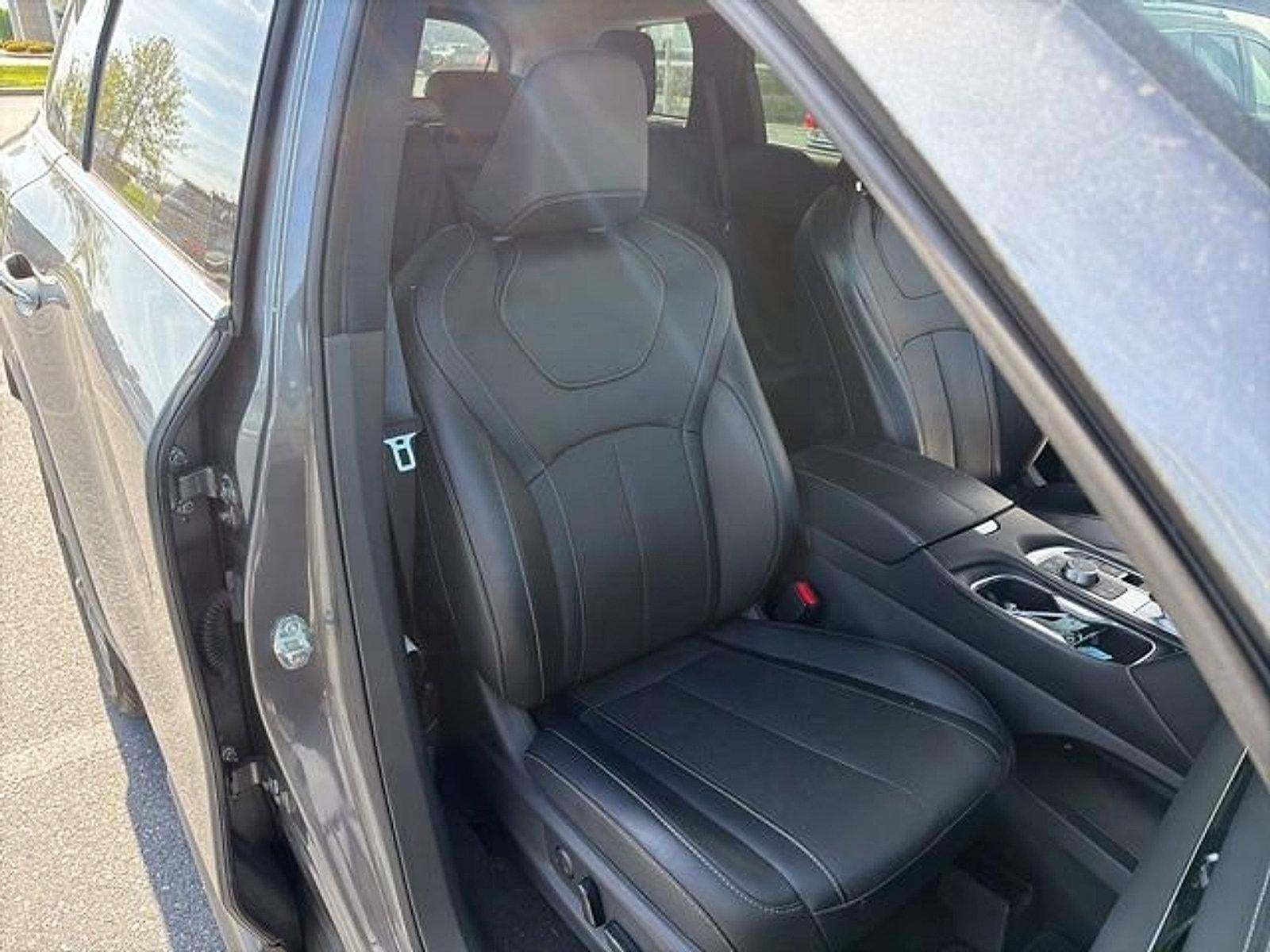 2023 INFINITI QX60 LUXE AWD