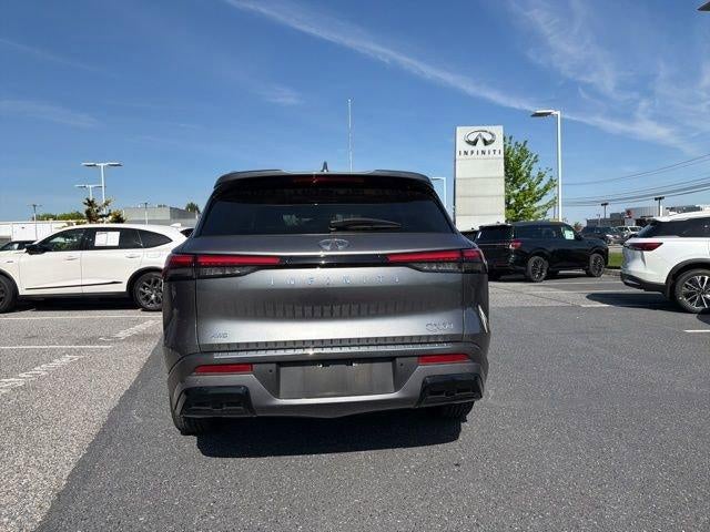 2023 INFINITI QX60 LUXE AWD