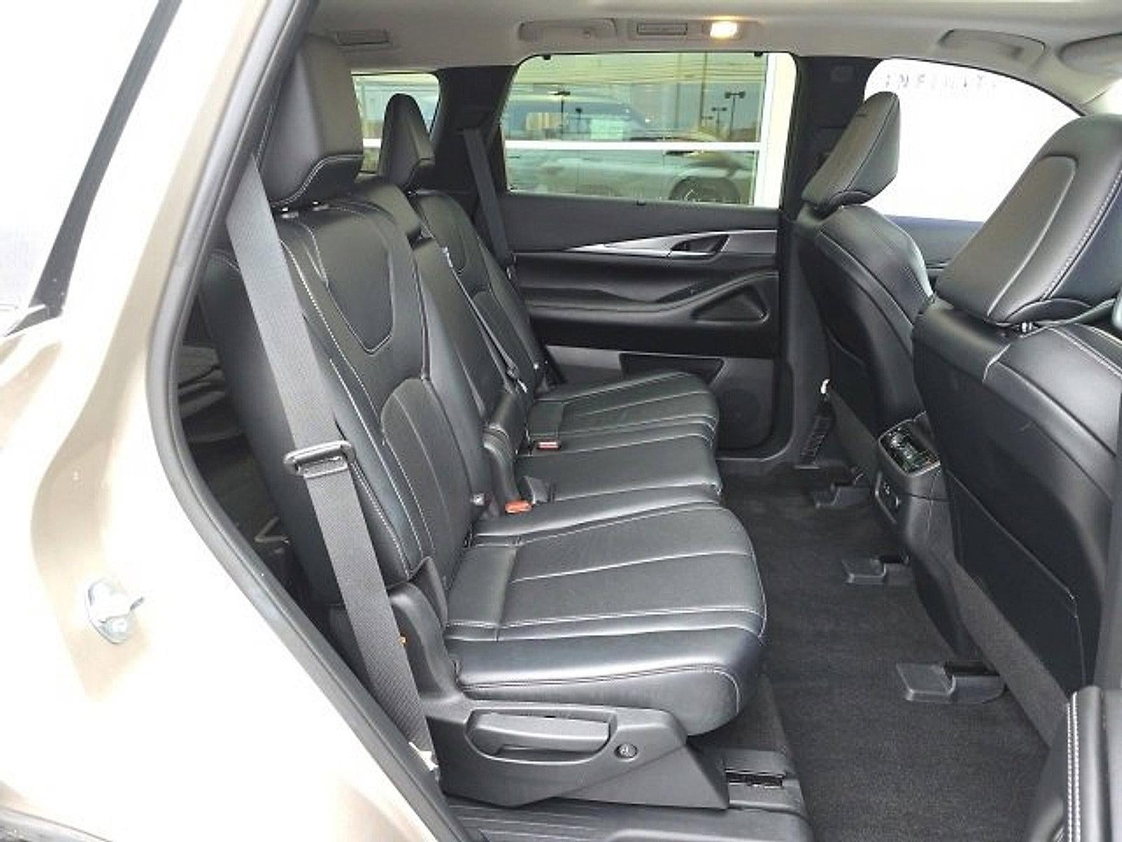 2023 INFINITI QX60 LUXE AWD