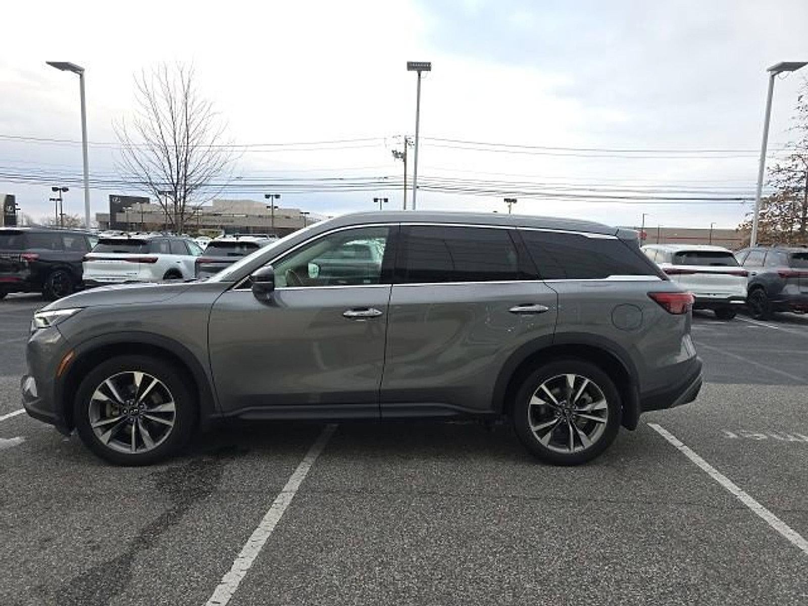 2023 INFINITI QX60 LUXE AWD