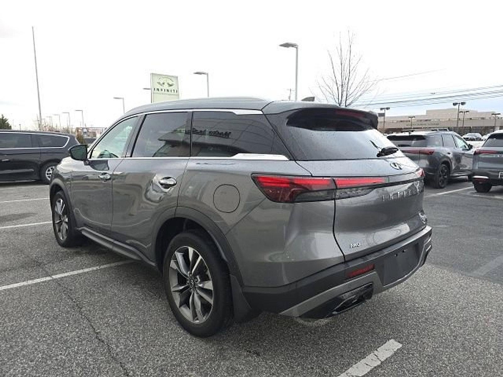 2023 INFINITI QX60 LUXE AWD