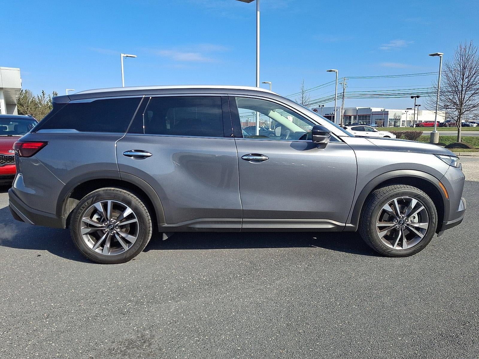 2023 INFINITI QX60 LUXE AWD