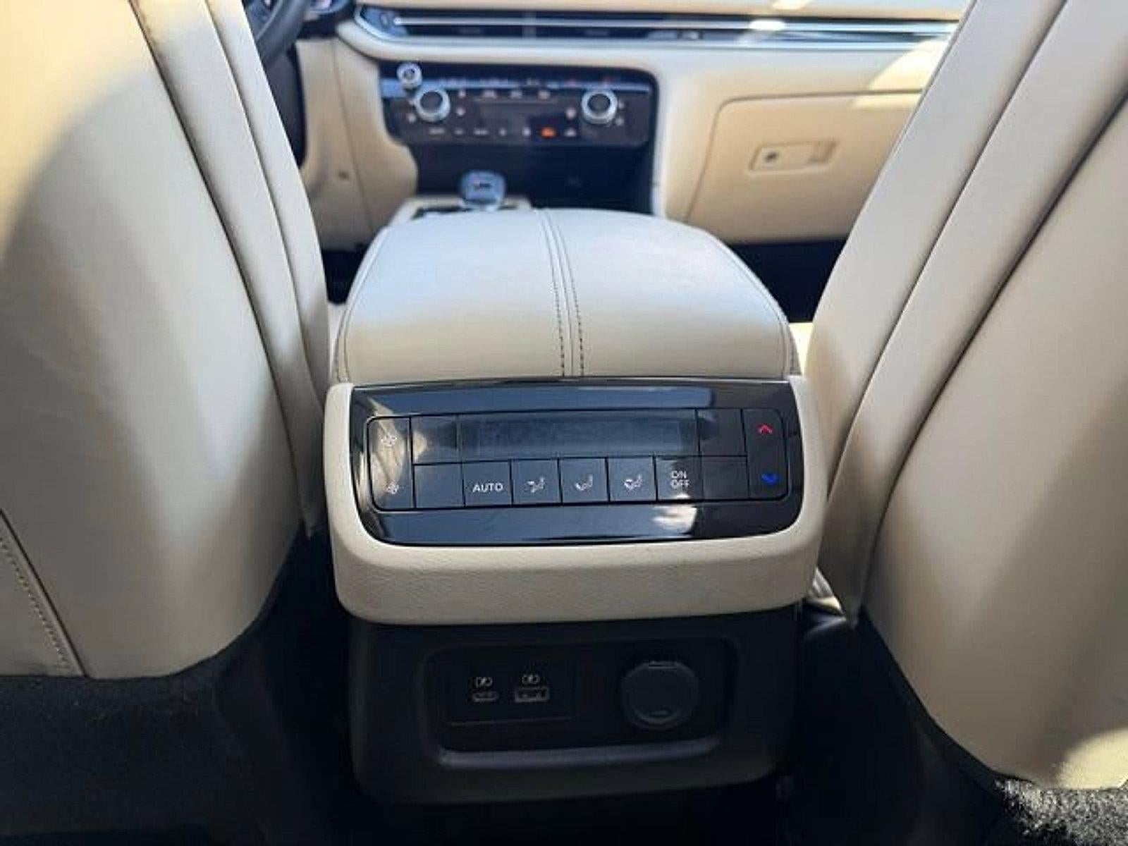 2023 INFINITI QX60 LUXE AWD