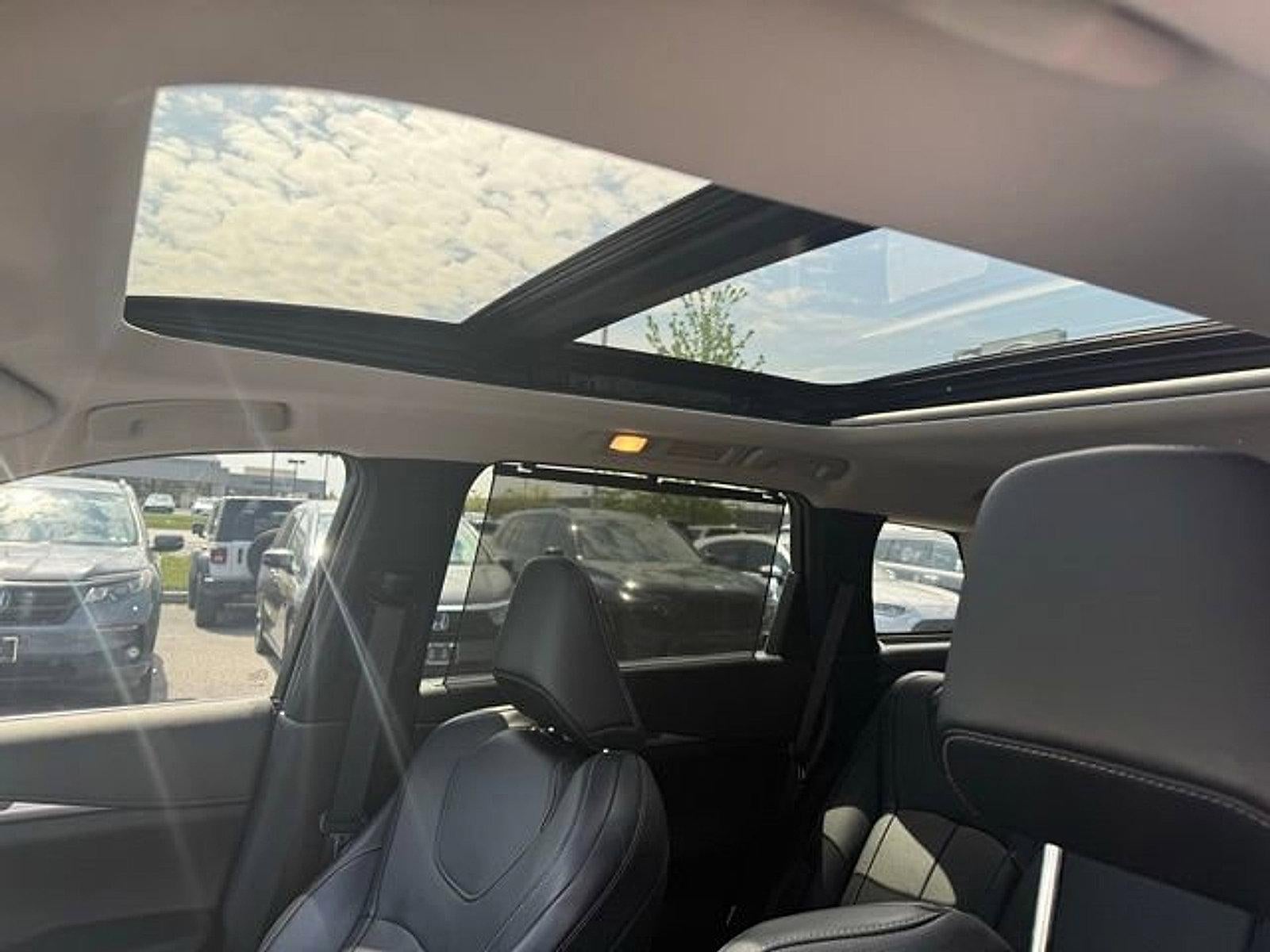 2023 INFINITI QX60 LUXE AWD