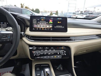 2023 INFINITI QX60 LUXE AWD