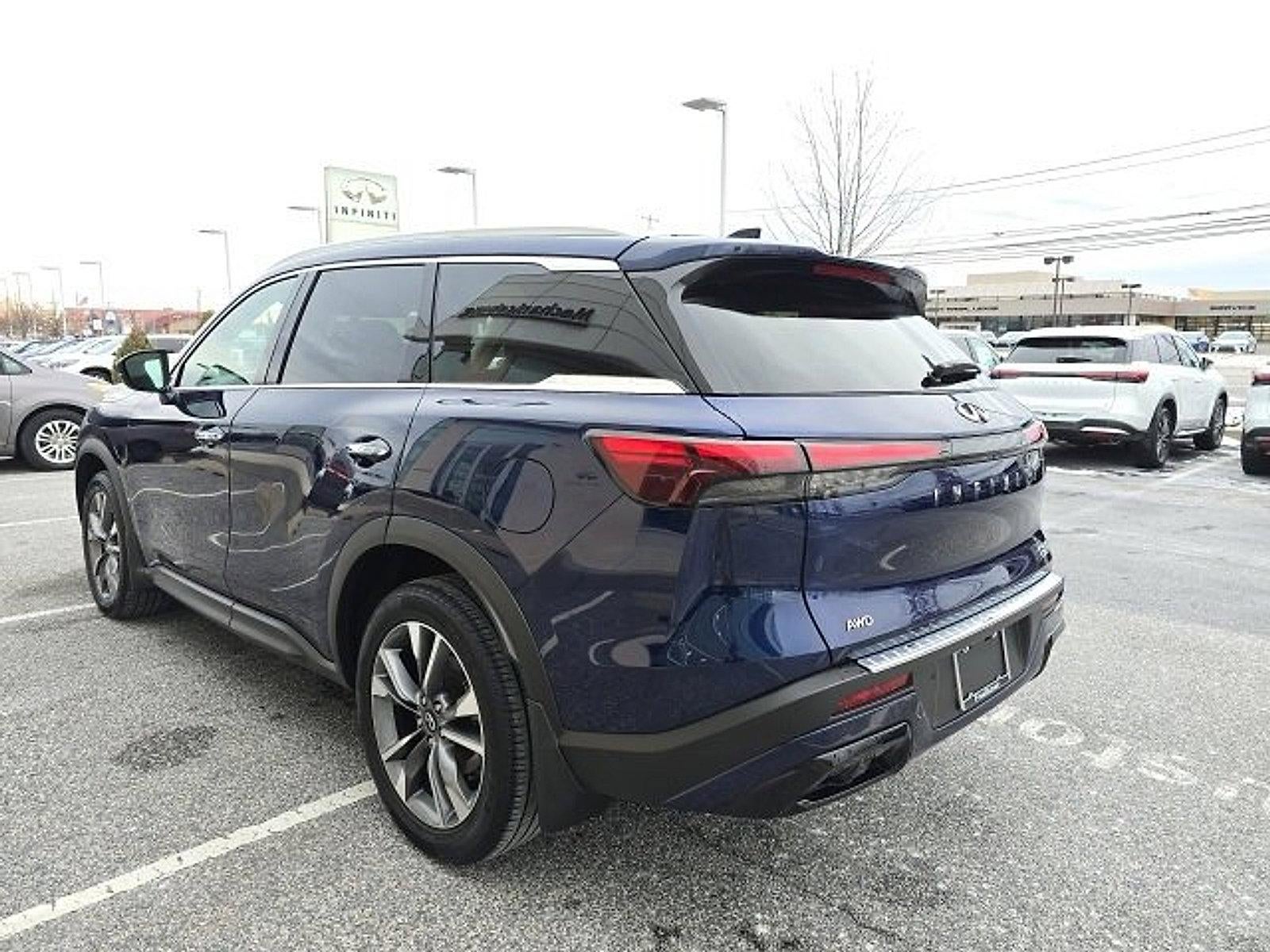 2023 INFINITI QX60 LUXE AWD