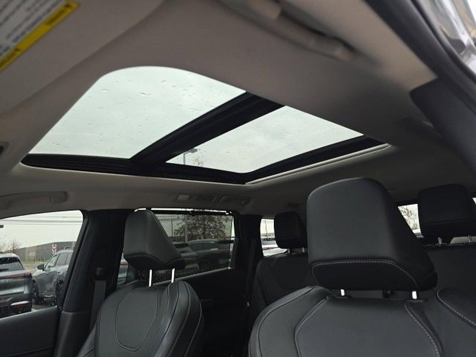 2022 INFINITI QX60 LUXE AWD