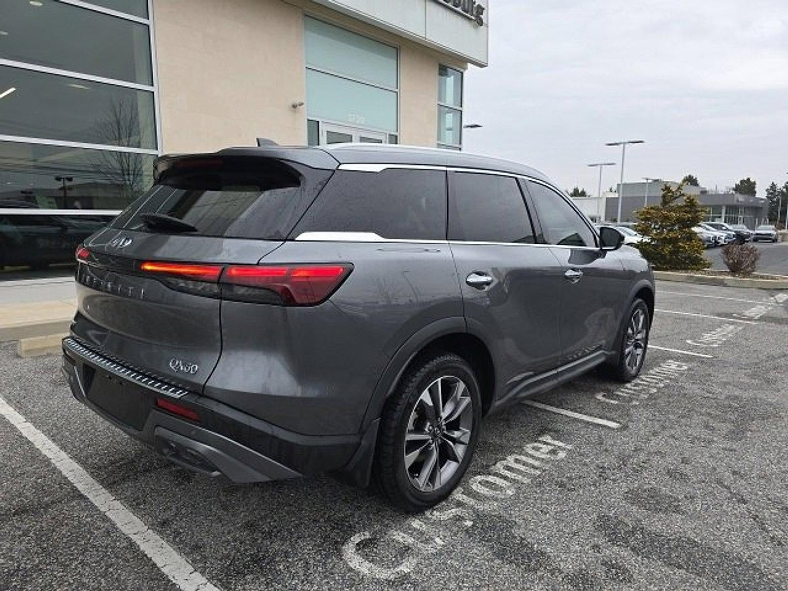 2022 INFINITI QX60 LUXE AWD