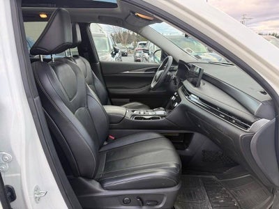 2023 INFINITI QX60 LUXE AWD