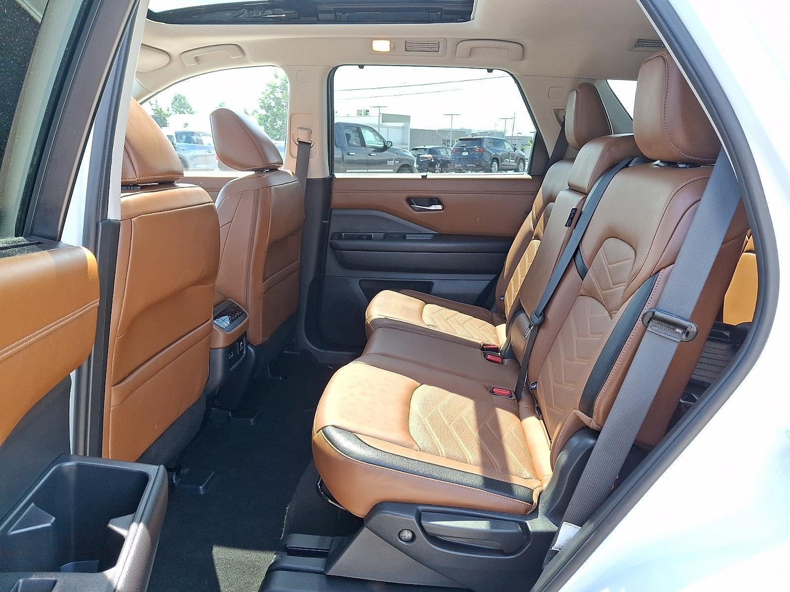2023 Nissan Pathfinder Platinum 4WD