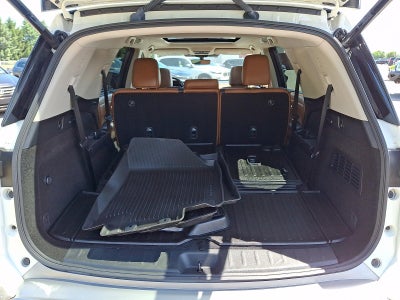 2023 Nissan Pathfinder Platinum 4WD
