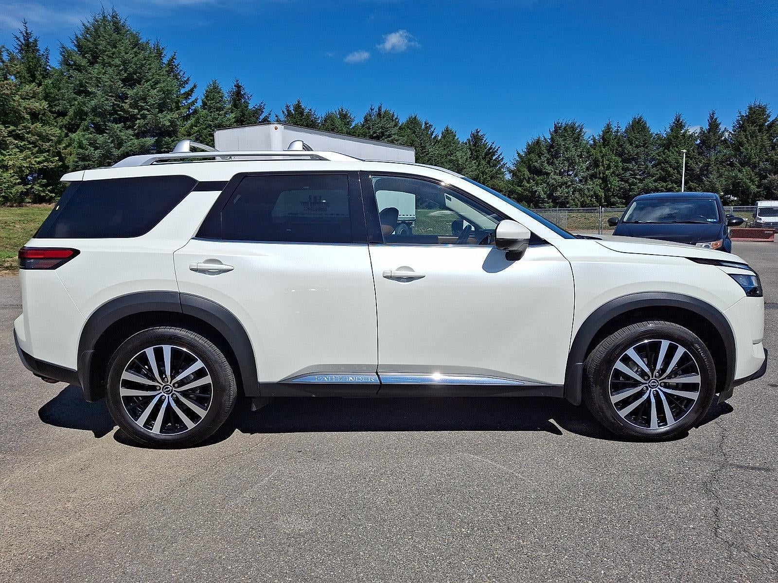 2023 Nissan Pathfinder Platinum 4WD