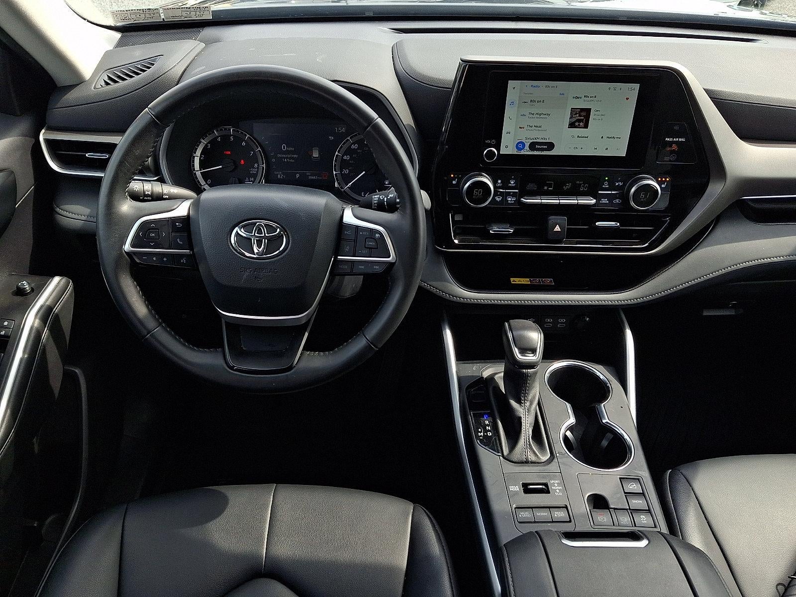 2025 Toyota Highlander XLE AWD (Natl)