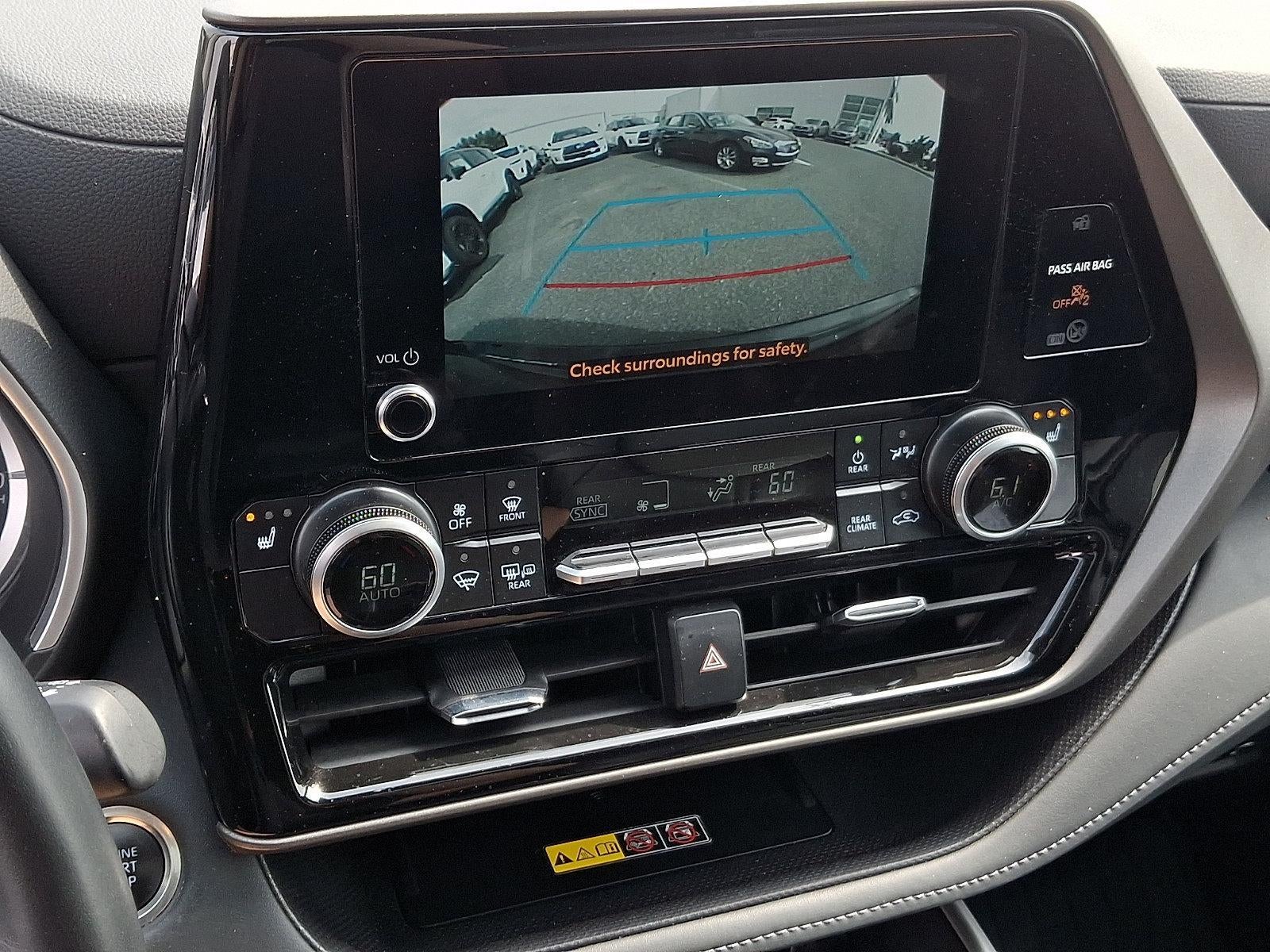 2025 Toyota Highlander XLE AWD (Natl)