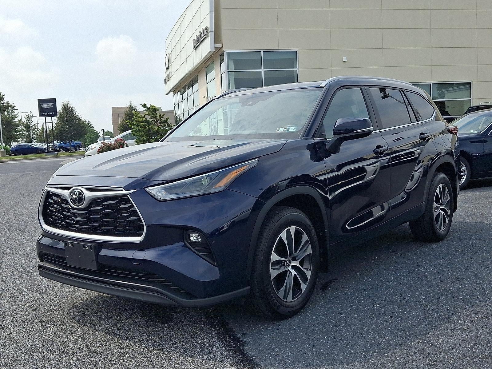 2025 Toyota Highlander XLE AWD (Natl)