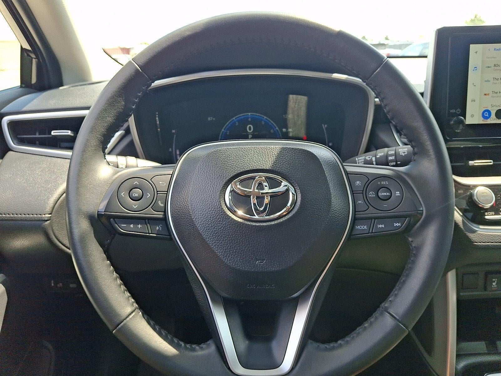2025 Toyota Corolla Cross XLE 4WD (Natl)
