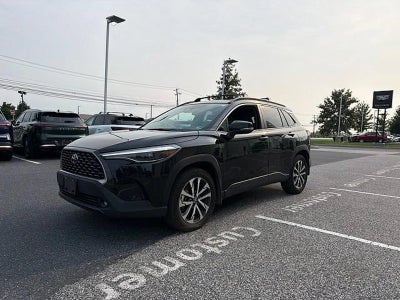 2025 Toyota Corolla Cross XLE 4WD (Natl)