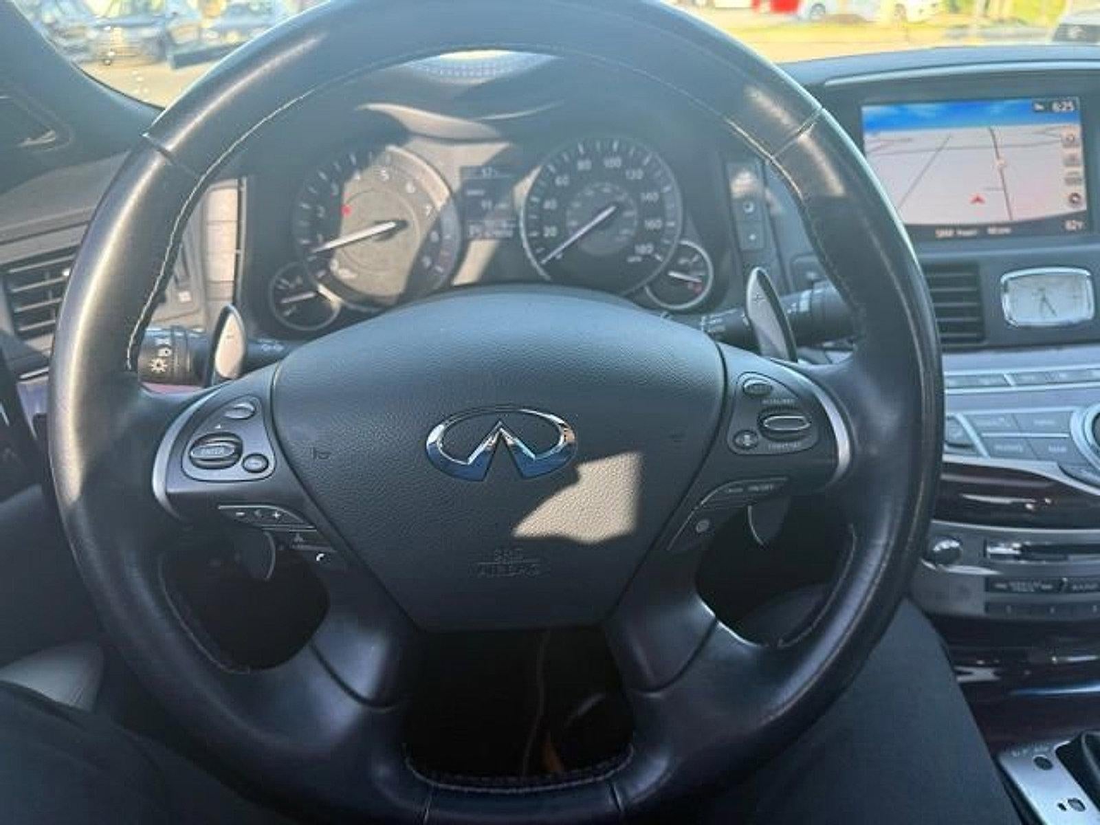2019 INFINITI Q70 3.7 LUXE AWD