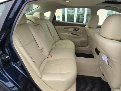 2017 INFINITI Q70L 3.7 AWD