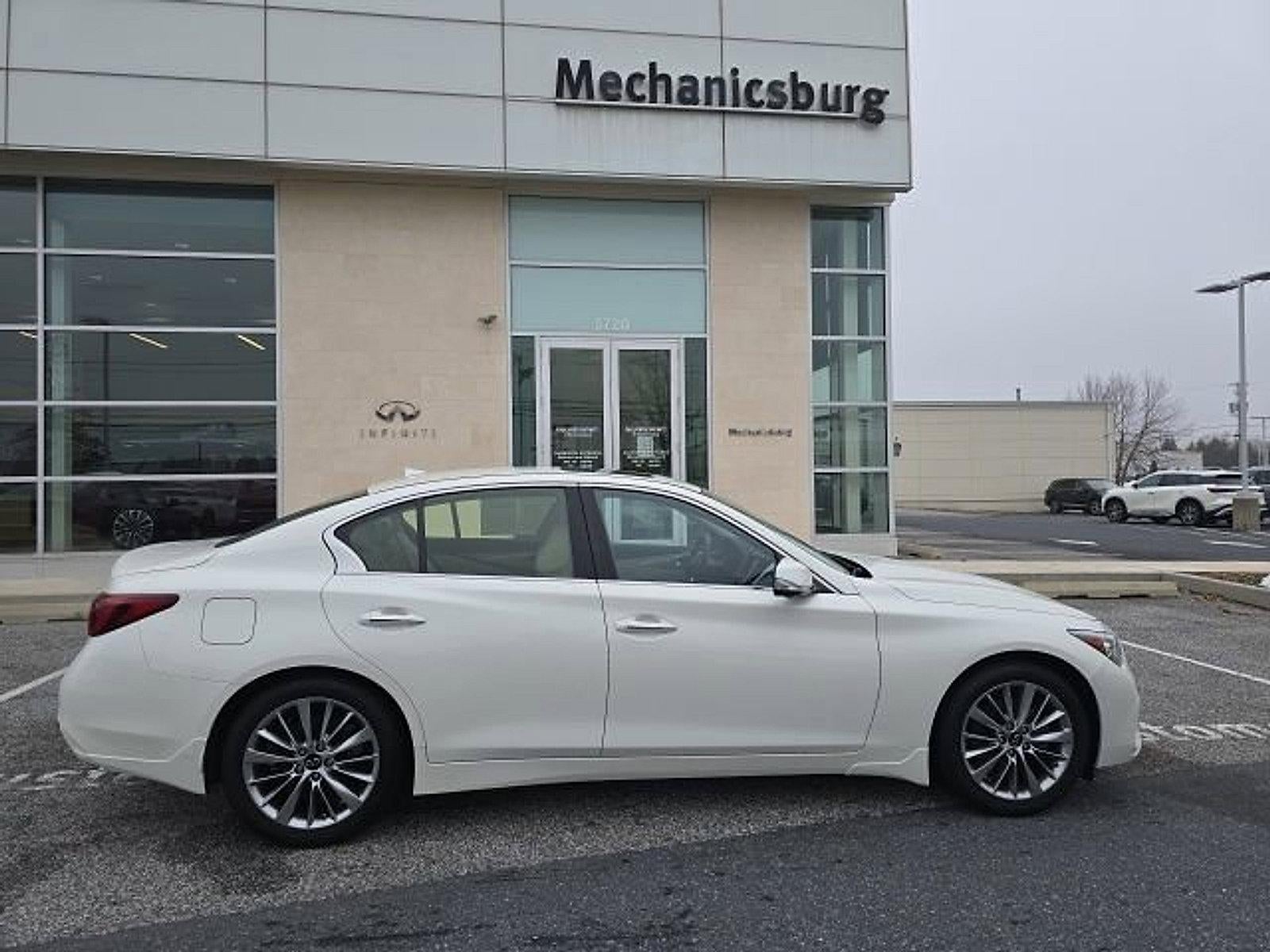 2022 INFINITI Q50 LUXE AWD