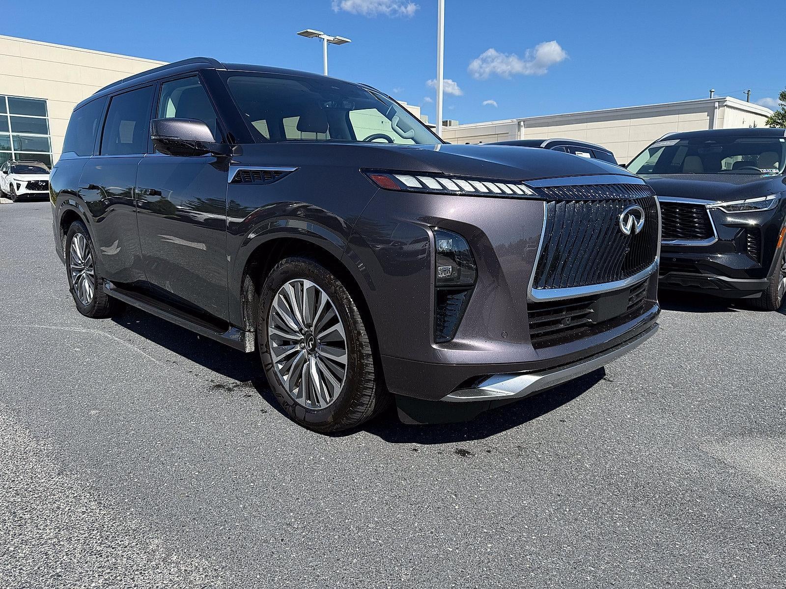 2025 INFINITI QX80 LUXE AWD