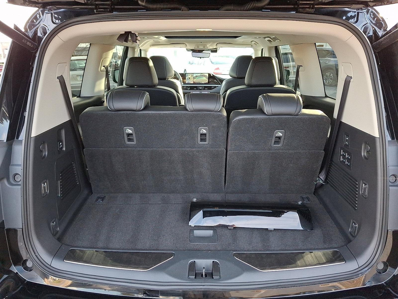 2025 INFINITI QX80 SENSORY AWD