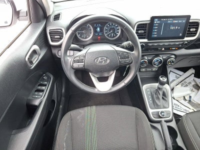 2022 Hyundai VENUE SEL IVT