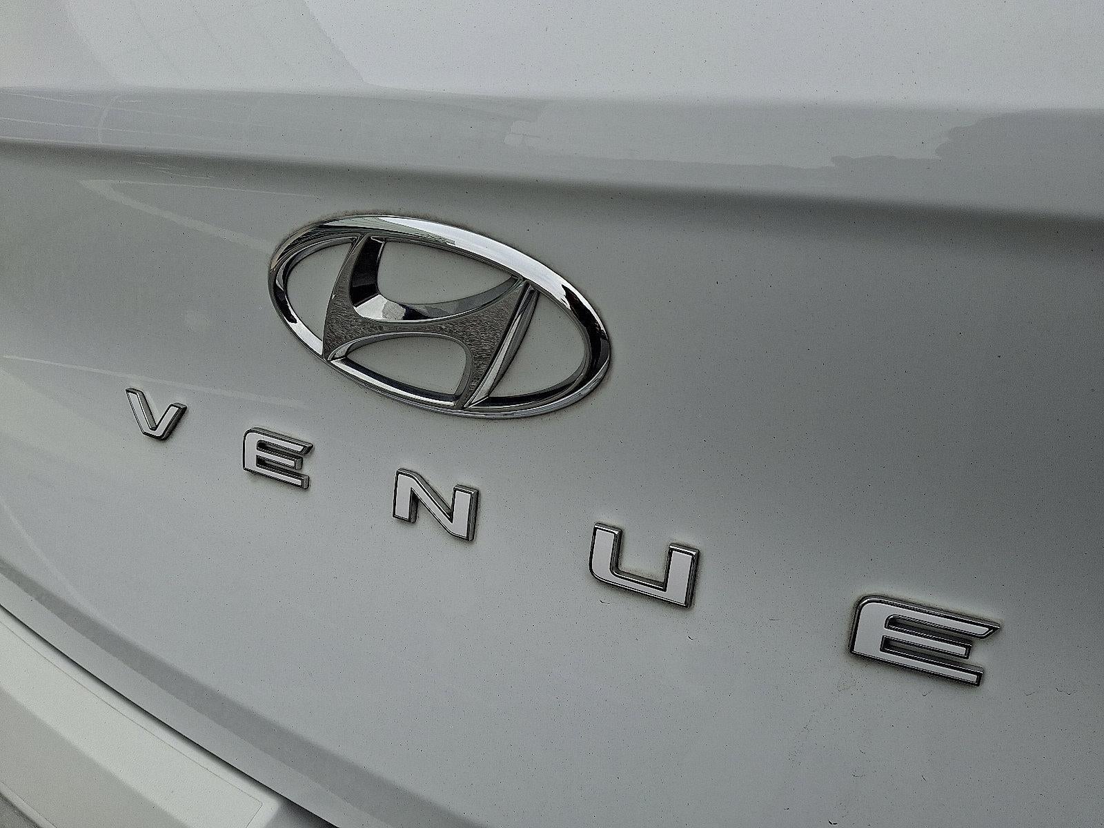 2022 Hyundai VENUE SEL IVT