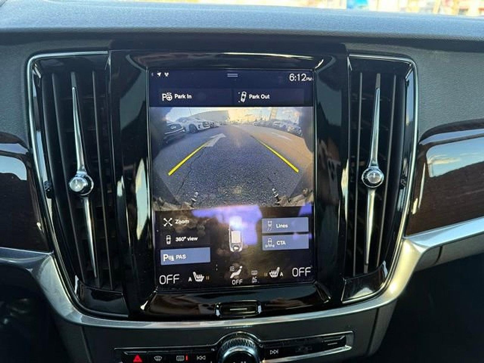 2017 Volvo S90 T6 AWD Momentum