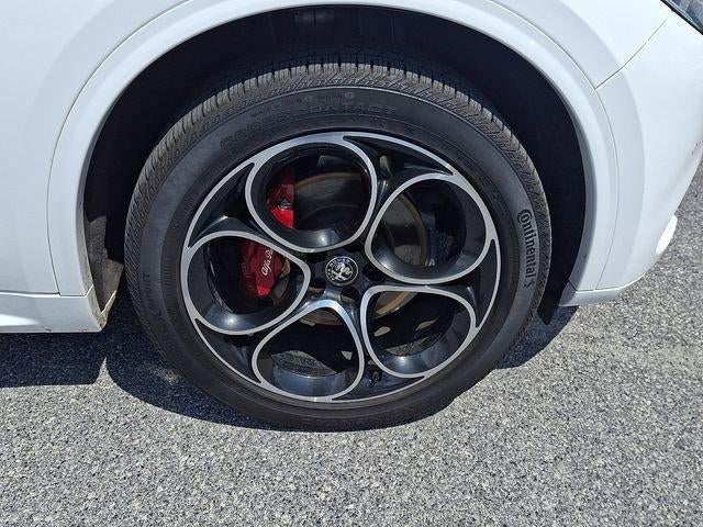 2022 Alfa Romeo Stelvio Veloce AWD