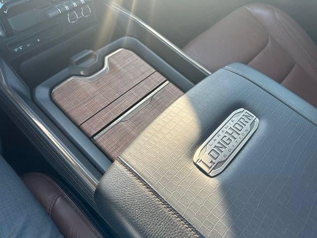 2019 RAM 1500 Longhorn 4x4 Crew Cab 5'7" Box