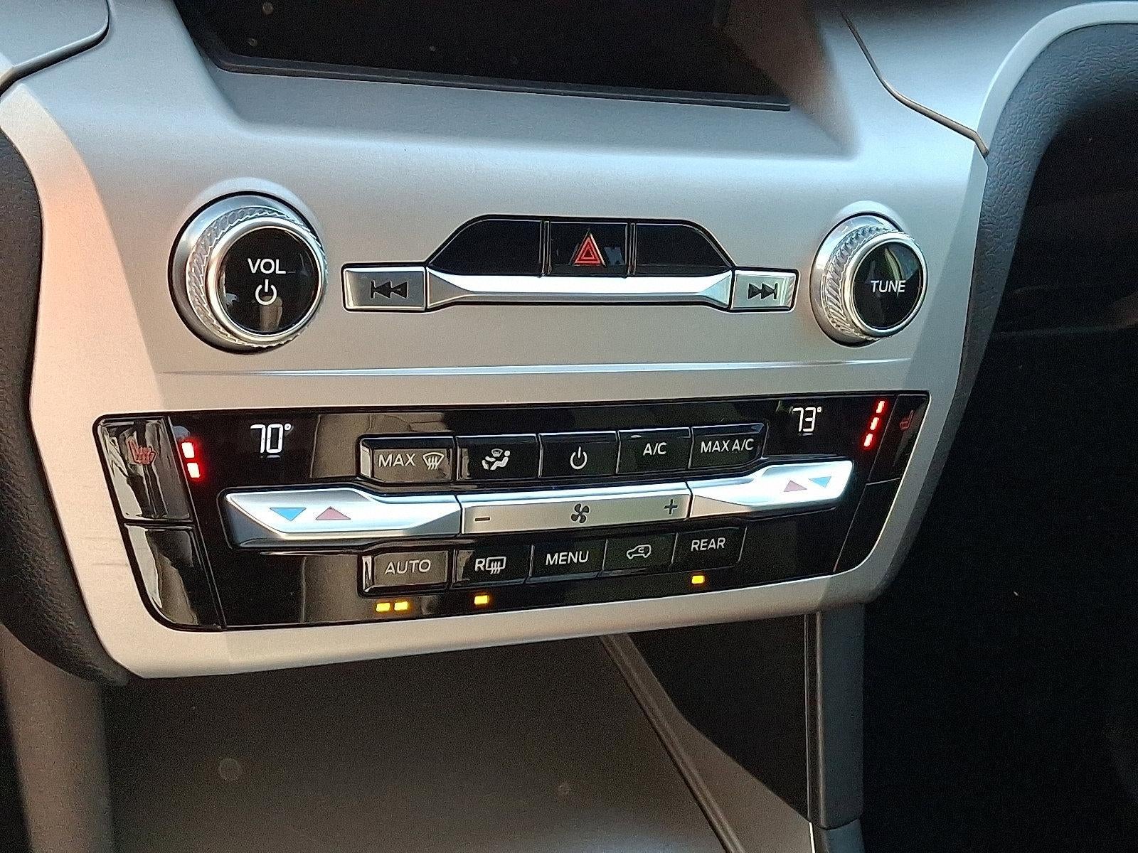 2021 Ford Explorer XLT 4WD