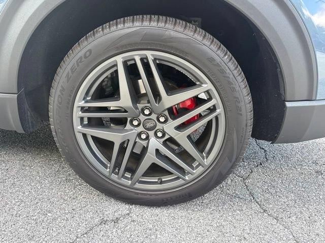 2025 Ford Explorer ST RWD