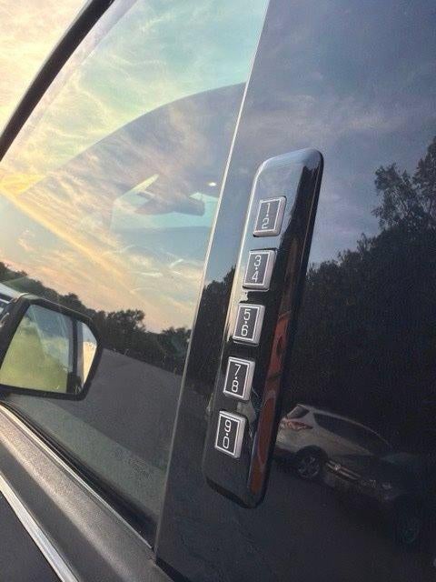2017 Ford F-150 Lariat 4WD SuperCrew 5.5' Box