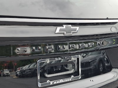 2025 Chevrolet Suburban Z71 **SUPER CLEAN**