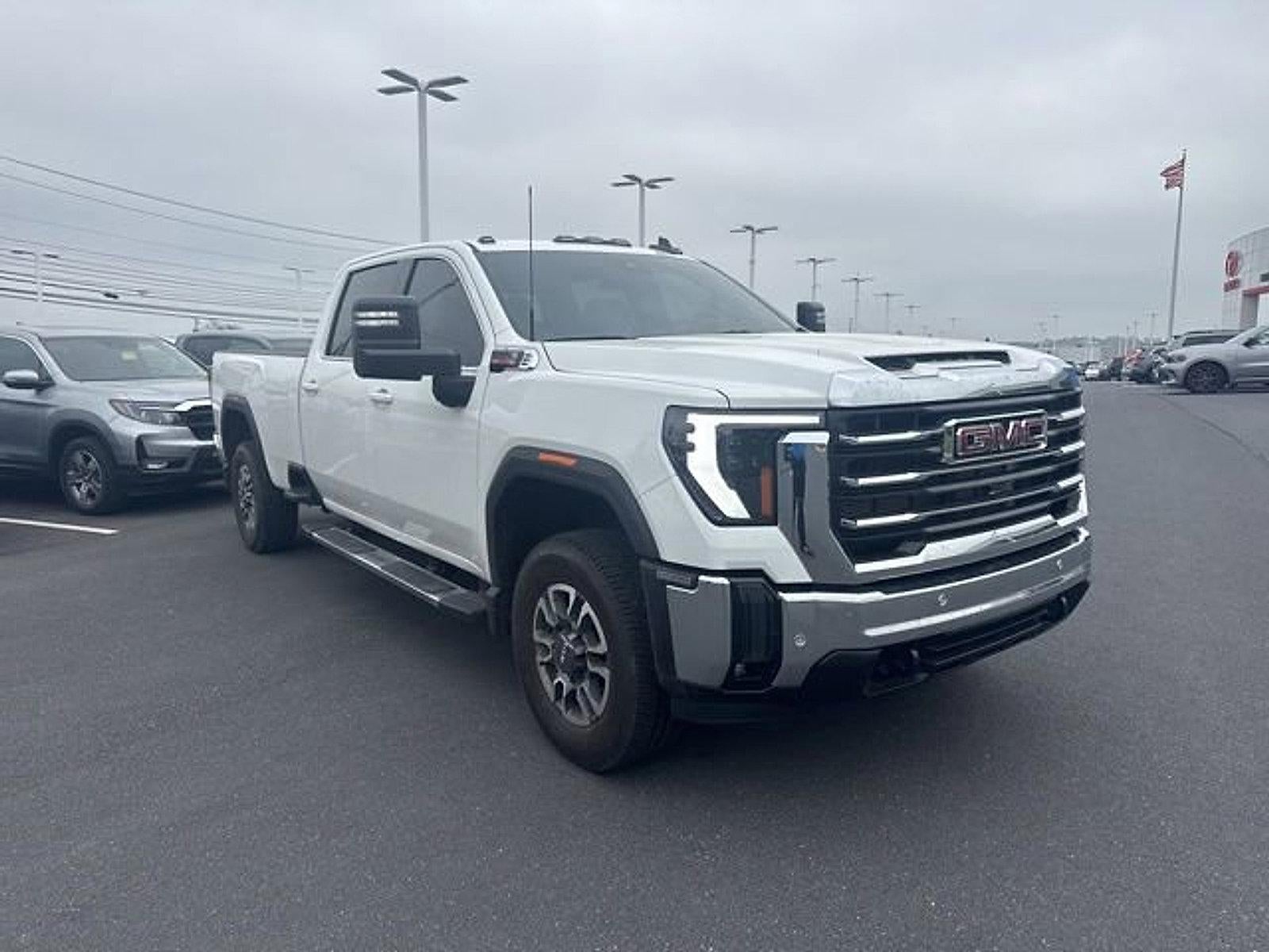 2025 GMC Sierra 2500 HD Crew Cab Long Box 4-Wheel Drive SLE