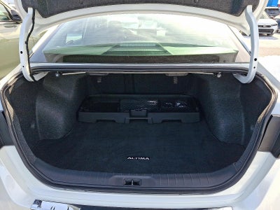 2023 Nissan Altima 2.0 SR Sedan