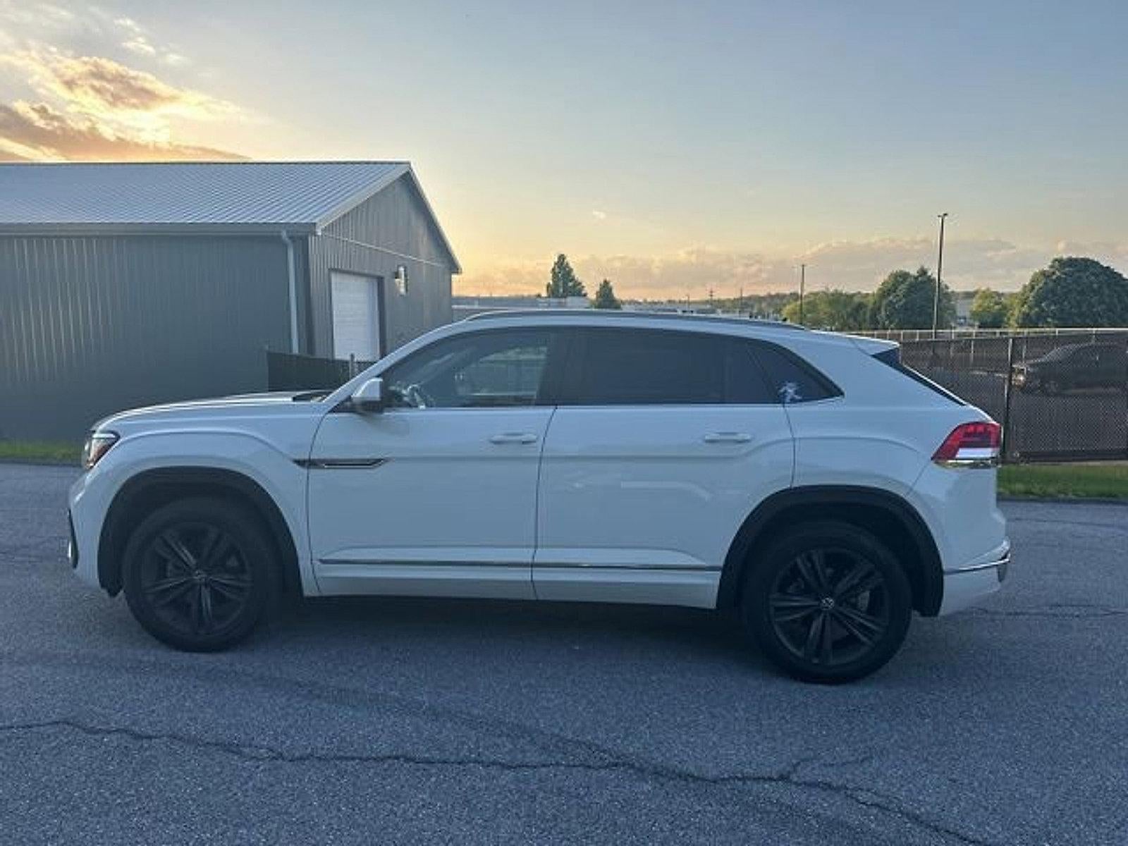 2020 Volkswagen Atlas Cross Sport 3.6L V6 SE w/Technology R-Line 4MOTION