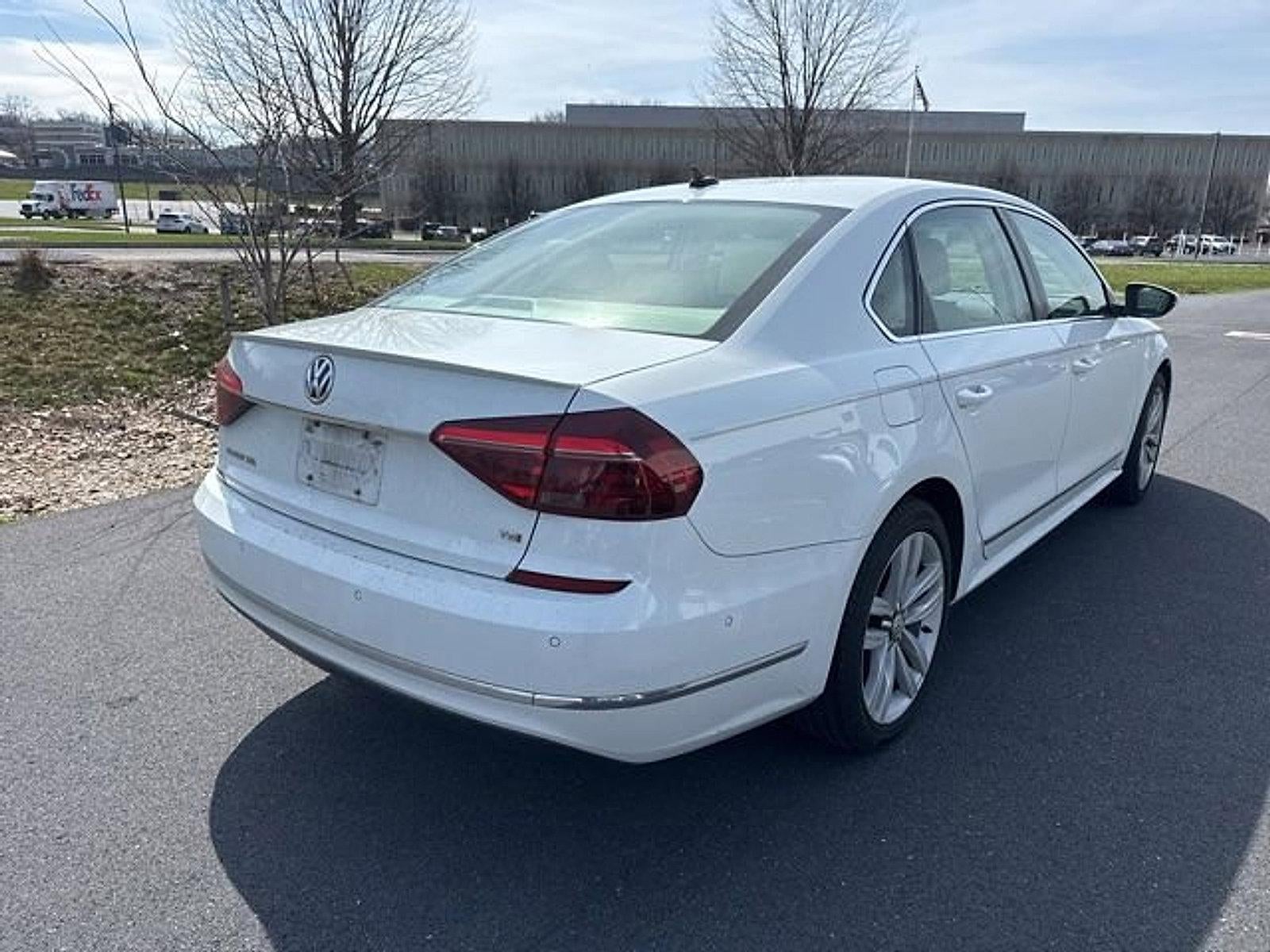 2017 Volkswagen Passat 1.8T SEL Premium Auto