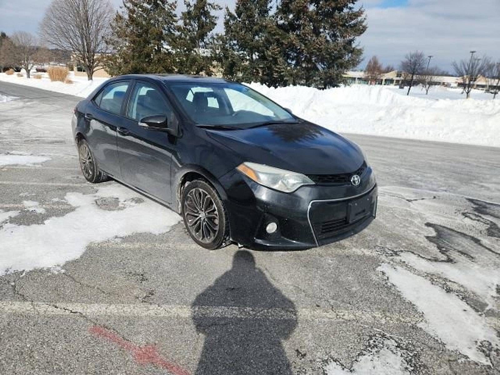 2016 Toyota Corolla 4dr Sdn CVT Auto S (SE)