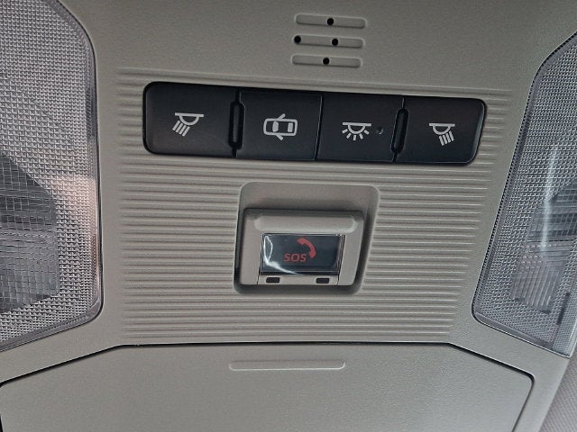 2020 Toyota RAV4 LE ***LOW MILES***