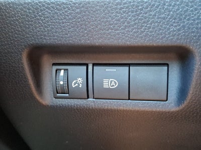 2020 Toyota RAV4 LE ***LOW MILES***