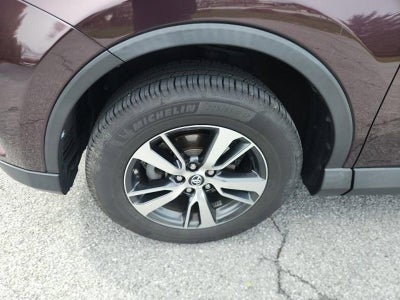 2017 Toyota RAV4 XLE AWD (Natl)